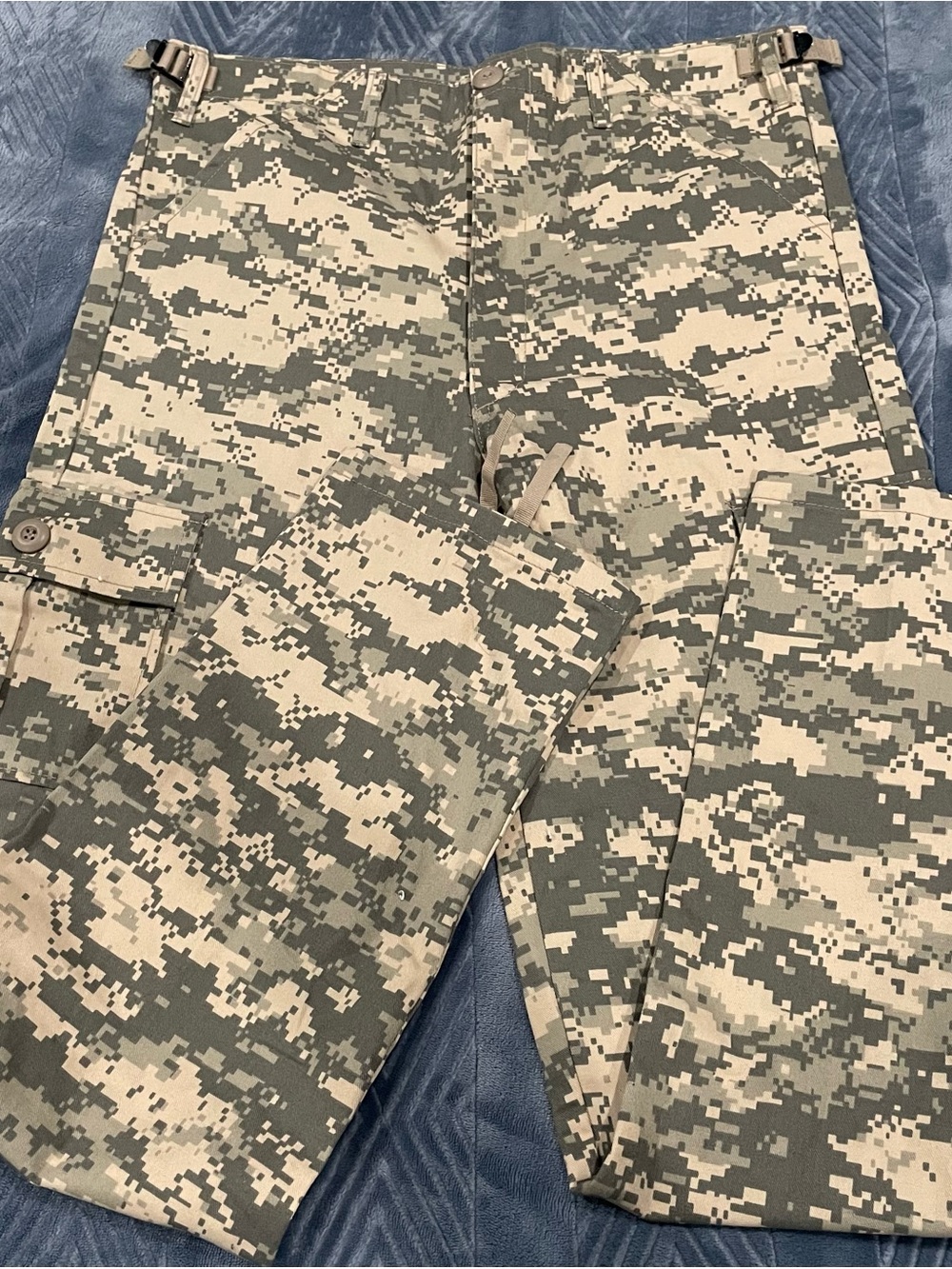 Rothco Kids Digital Camo Cargo Pants in Green and Tan - Picture 2 of 5